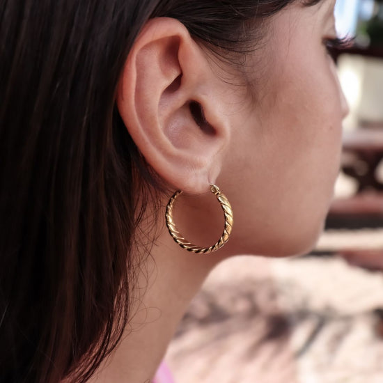 Earring hoops chunky twist | 25 mm - gold