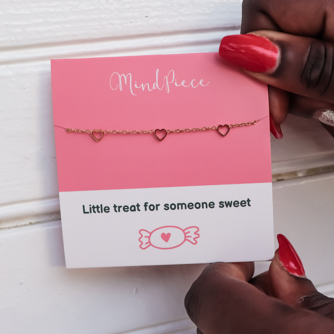 Bracelet 5 hearts - gold