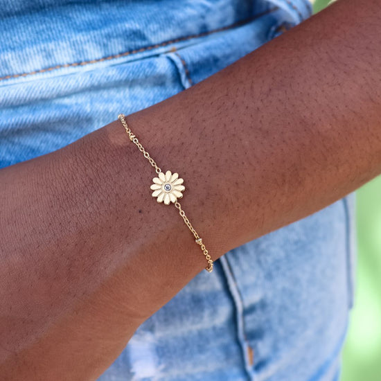 Load image into Gallery viewer, Bracelet daisy flower - gold &amp;amp; silver
