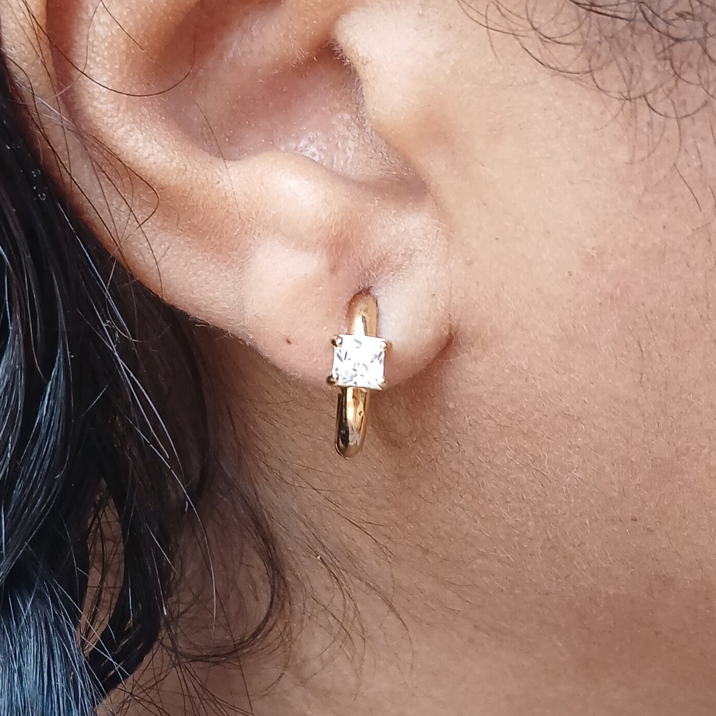 Earring clicker w stone - 15 mm | gold & silver