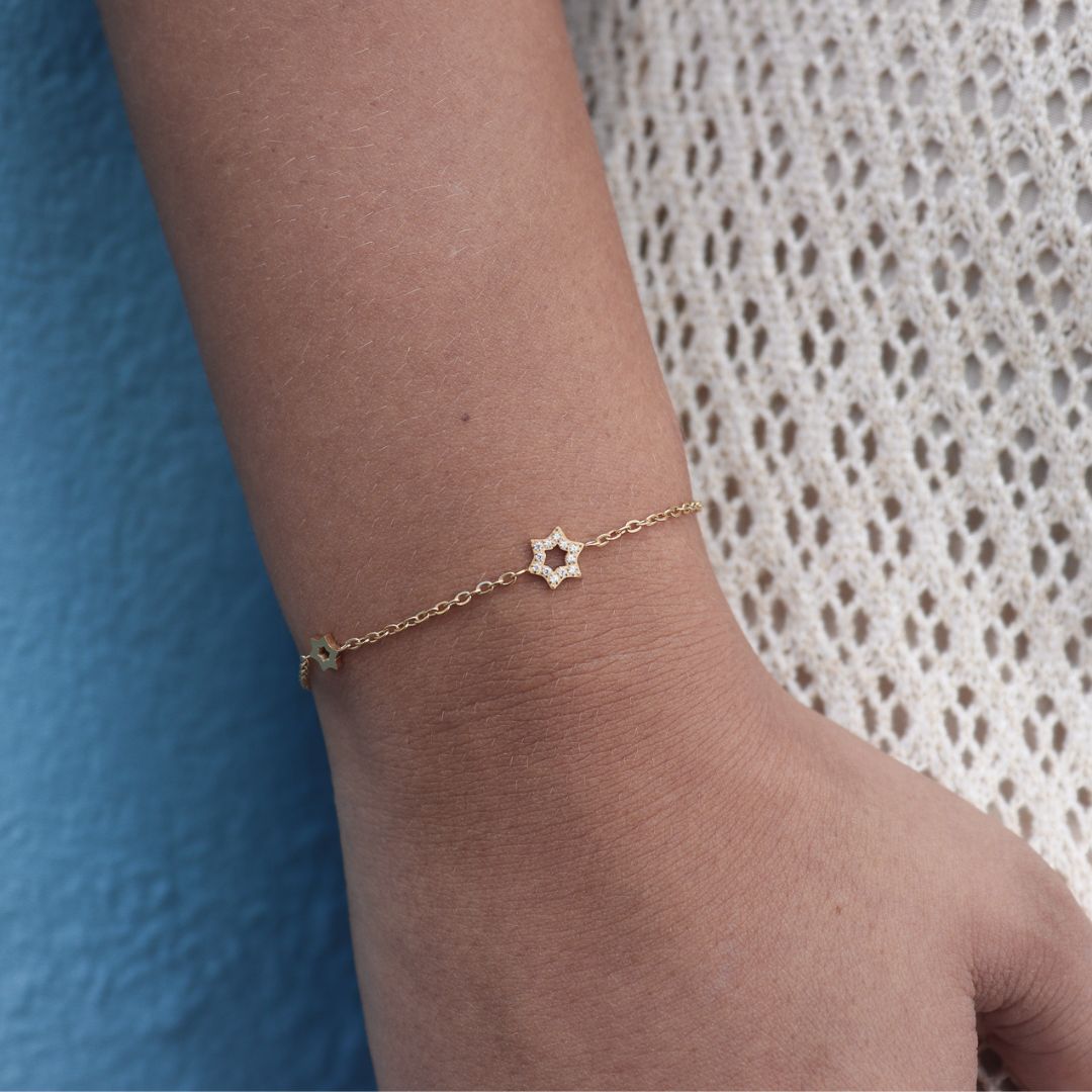 Load image into Gallery viewer, Bracelet little stars - Gold &amp;amp; silver
