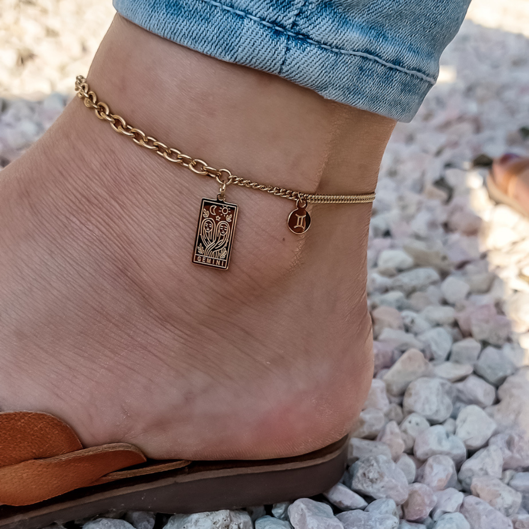 Load image into Gallery viewer, Anklet zodiac sign - gold &amp;amp; silver
