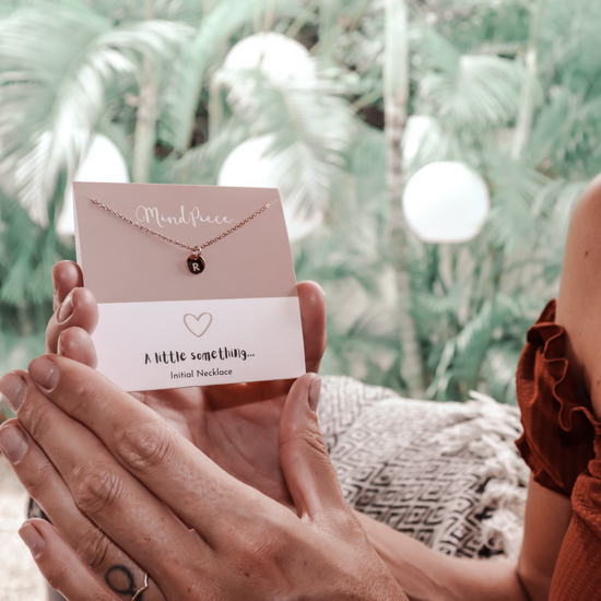 Load image into Gallery viewer, Necklace initial mini disc | A to Z - gold
